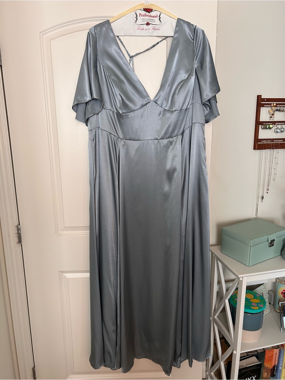 Light blue Satin V-Neck Maxi bridesmaid Dress with Flutter Short Sleeves